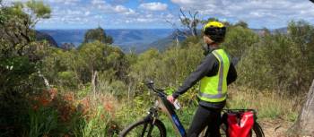 Views a plenty as you cycle the Blue Mountains | Andy Mein